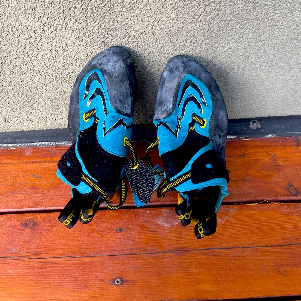 La Sportiva Futura Climbing Shoes Size 41.5